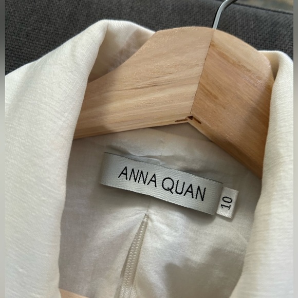 Anna Quann blazer dress with cut out sides - Picture 2 of 6